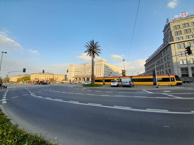 Palma na rondzie de Gaulle